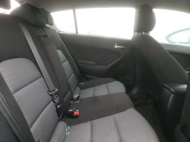 Photo 10 from auction – 2016 KIA FORTE LX with VIN KNAFK5A81G5646728