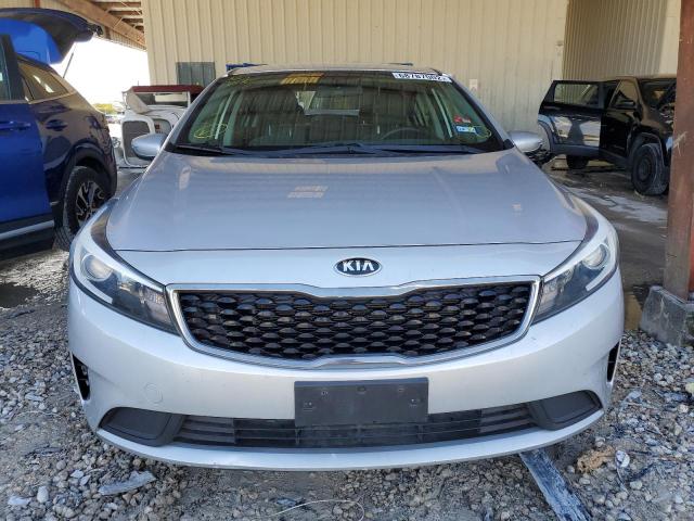 Photo 5 from auction – 2017 KIA FORTE LX with VIN 3KPFK4A71HE038198