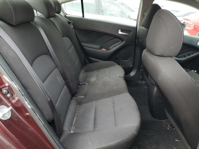 Photo 10 from auction – 2017 KIA FORTE LX with VIN 3KPFK4A76HE135381