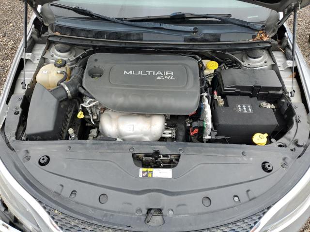 Photo 11 from auction – 2015 CHRYSLER 200 LIMITE with VIN 1C3CCCAB0FN746972