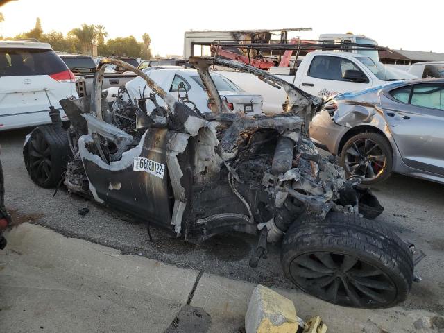 Photo 4 from auction – 2016 TESLA MODEL X with VIN 5YJXCBE44GF017425