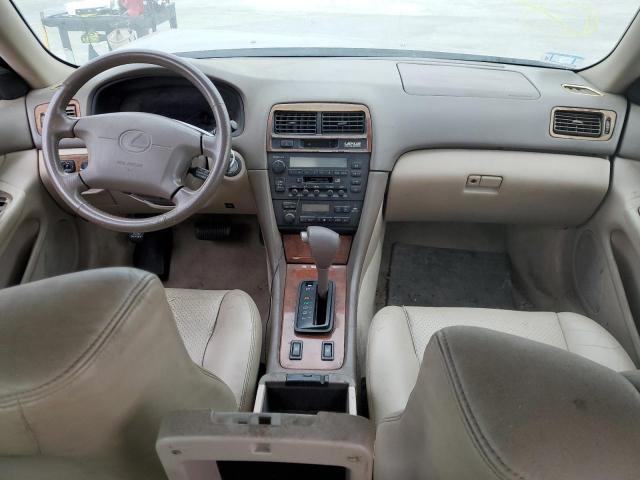 Photo 8 from auction – 1999 LEXUS ES 300 with VIN JT8BF28G0X5070257