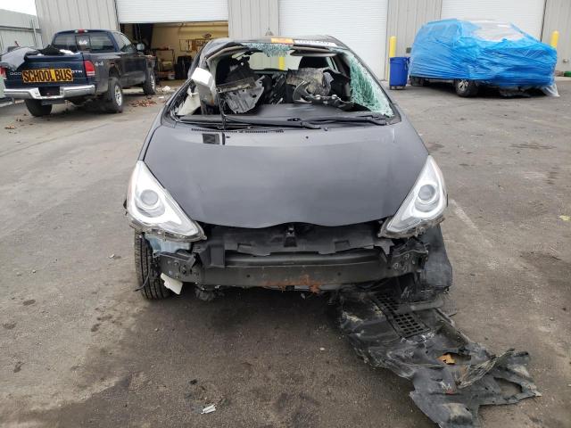 Photo 5 from auction – 2016 TOYOTA PRIUS C with VIN JTDKDTB33G1115654