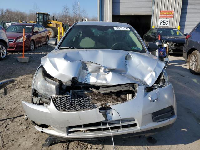 Photo 5 from auction – 2011 CHEVROLET CRUZE LS with VIN 1G1PC5SH1B7286756