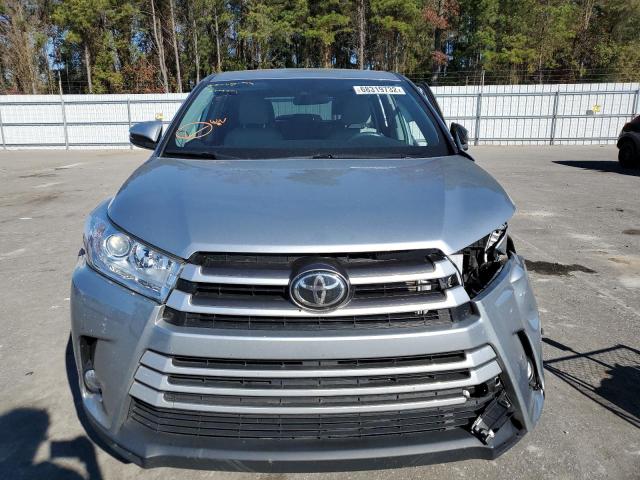 Photo 5 from auction – 2019 TOYOTA HIGHLANDER with VIN 5TDZZRFH7KS335187