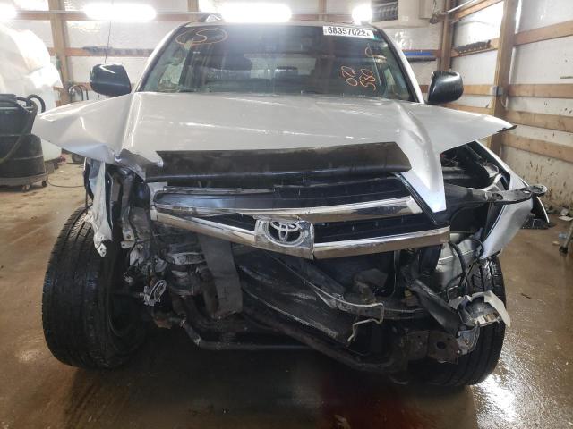 Photo 5 from auction – 2005 TOYOTA 4RUNNER SR with VIN JTEBU14R850072580