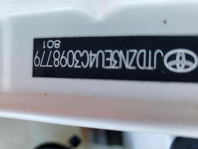 Photo 14 from auction – 2012 TOYOTA PRIUS V with VIN JTDZN3EU4C3098779