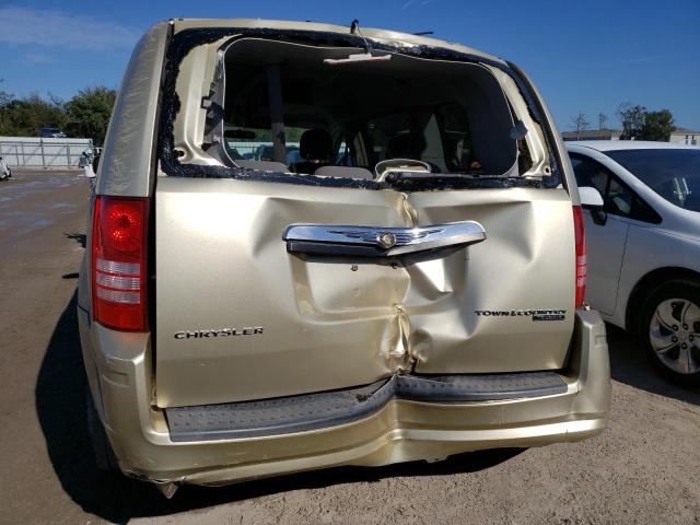 Photo 6 from auction – 2010 CHRYSLER TOWN & COU with VIN 2A4RR5D14AR491462