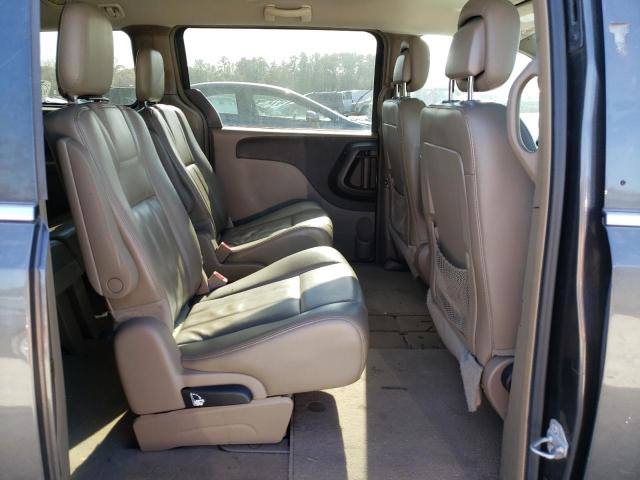 Photo 11 from auction – 2015 CHRYSLER TOWN & COU with VIN 2C4RC1BG7FR561566