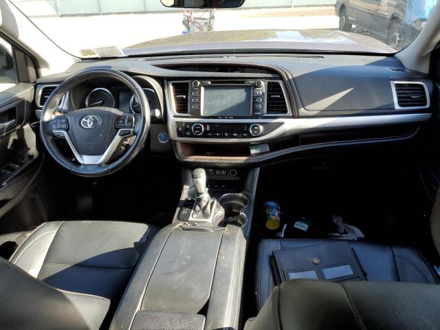 Photo 8 from auction – 2017 TOYOTA HIGHLANDER with VIN 5TDJGRFHXHS025322