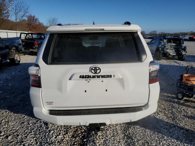 Photo 6 from auction – 2022 TOYOTA 4RUNNER SR with VIN JTEMU5JR4N6084940