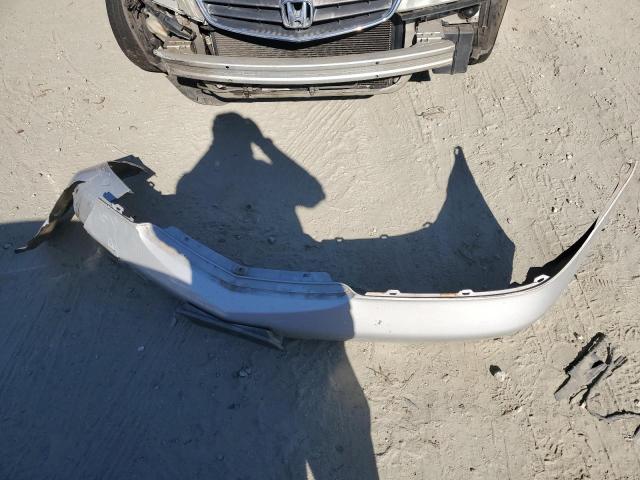 Photo 13 from auction – 2004 HONDA ODYSSEY EX with VIN 5FNRL18064B103097