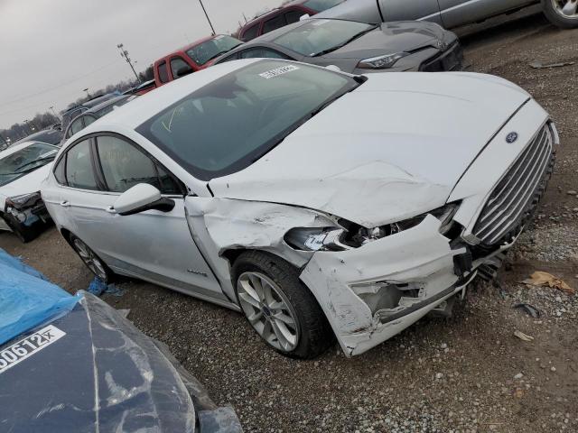 FORD FUSION SE 2019 with VIN 3FA6P0LU0KR124802 - Photo from auction