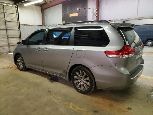 Photo 2 from auction – 2011 TOYOTA SIENNA XLE with VIN 5TDYK3DC0BS004388