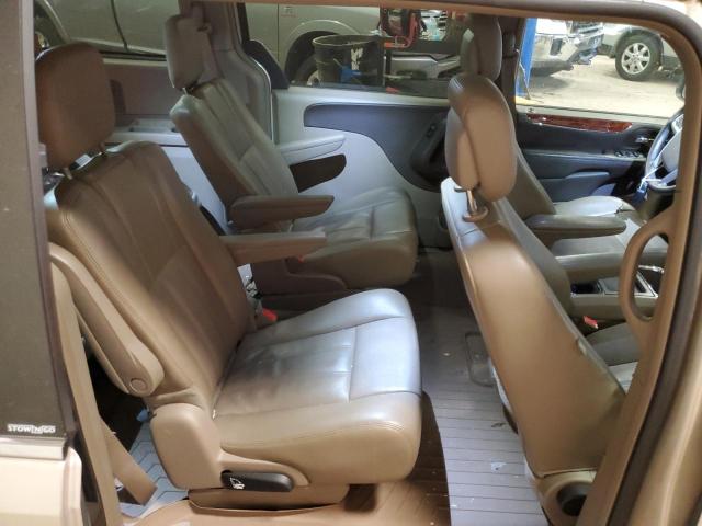Photo 11 from auction – 2014 CHRYSLER TOWN & COU with VIN 2C4RC1BG0ER325923