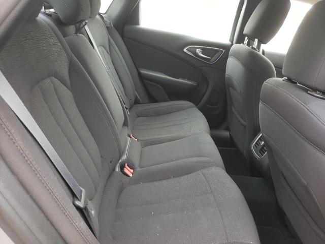 Photo 10 from auction – 2016 CHRYSLER 200 LIMITE with VIN 1C3CCCAG4GN135100