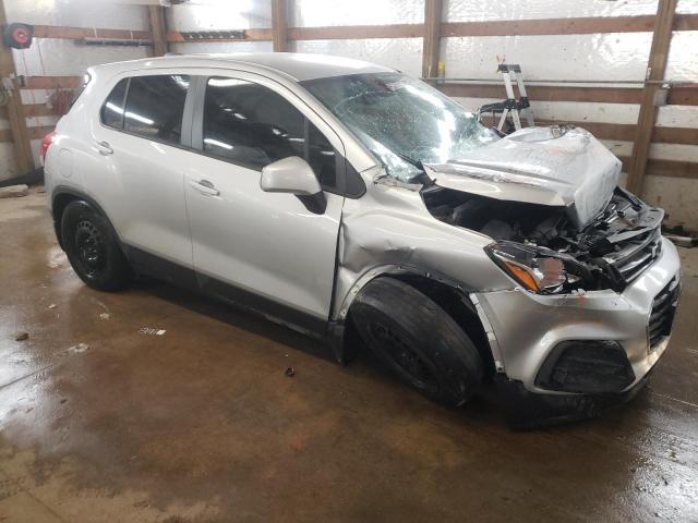 Photo 4 from auction – 2017 CHEVROLET TRAX LS with VIN 3GNCJKSBXHL256799