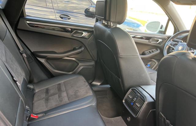 Photo 6 from auction – 2019 PORSCHE MACAN with VIN WP1AA2A54KLB00061