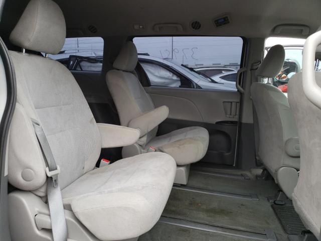 Photo 11 from auction – 2016 TOYOTA SIENNA with VIN 5TDZK3DC5GS737029