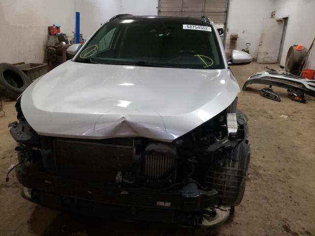 Photo 5 from auction – 2016 HYUNDAI TUCSON LIM with VIN KM8J33A2XGU082718