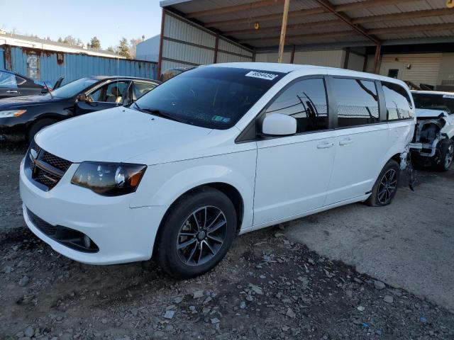 DODGE GRAND CARA 2018 with VIN 2C4RDGCG5JR137262 - Photo from auction
