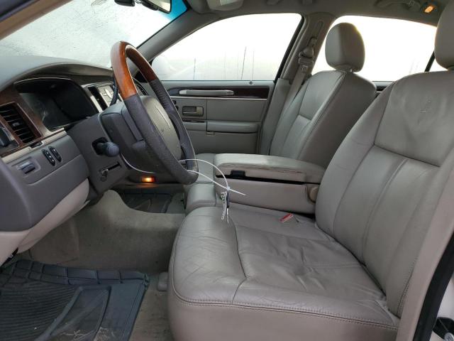 Photo 7 from auction – 2007 LINCOLN TOWN CAR S with VIN 1LNHM82VX7Y615225