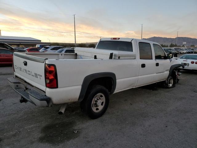 Photo 3 from auction – 2006 CHEVROLET SILVERADO with VIN 1GBHC23UX6F238212