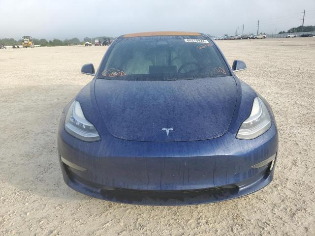 Photo 5 from auction – 2018 TESLA MODEL 3 with VIN 5YJ3E1EB7JF080737