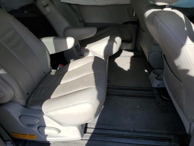 Photo 11 from auction – 2013 TOYOTA SIENNA XLE with VIN 5TDYK3DC6DS342008