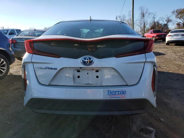 Photo 6 from auction – 2018 TOYOTA PRIUS PRIM with VIN JTDKARFP6J3102224