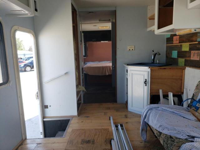 Photo 6 from auction – 1999 FORD ECONOLINE with VIN 1FDXE40S7WHB74467