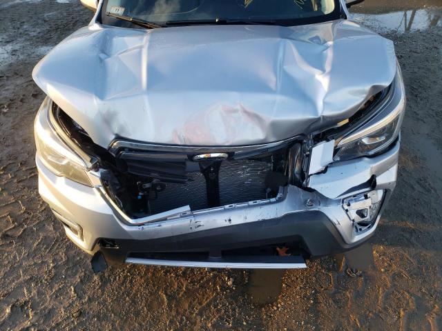 Photo 12 from auction – 2020 SUBARU FORESTER T with VIN JF2SKAXC2LH591609