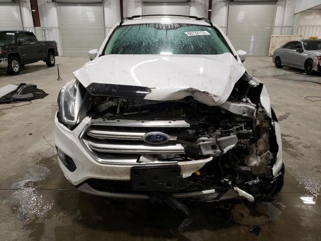 Photo 5 from auction – 2017 FORD ESCAPE SE with VIN 1FMCU9G95HUD61444