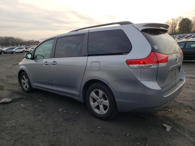 Photo 2 from auction – 2011 TOYOTA SIENNA LE with VIN 5TDKK3DC3BS162889