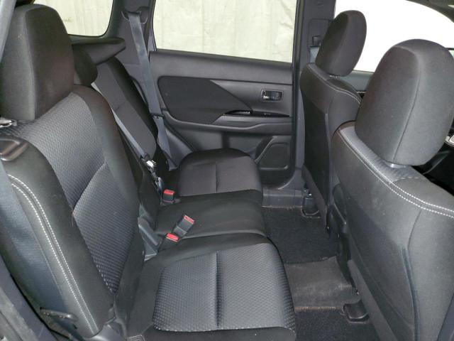 Photo 11 from auction – 2018 MITSUBISHI OUTLANDER with VIN JA4AD3A30JZ069538