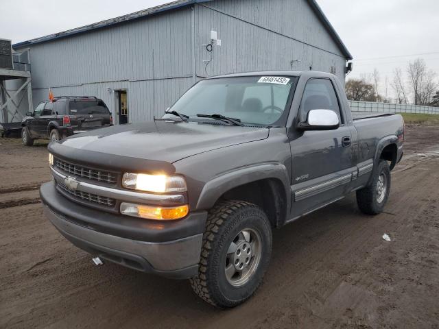 CHEVROLET SILVERADO 2000 with VIN 1GCEK14T1YZ229501 - Photo from auction