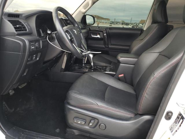 Photo 7 from auction – 2019 TOYOTA 4RUNNER SR with VIN JTEBU5JRXK5713531