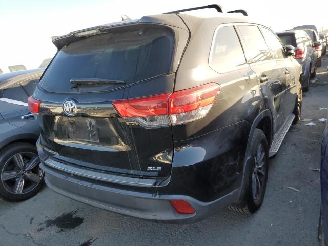 Photo 3 from auction – 2017 TOYOTA HIGHLANDER with VIN 5TDKZRFH6HS520471