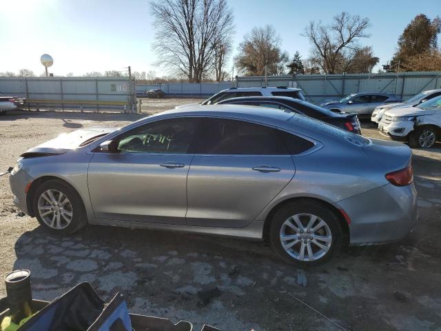Photo 2 from auction – 2015 CHRYSLER 200 LIMITE with VIN 1C3CCCAB8FN692661