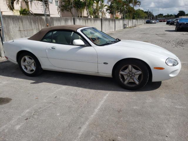Photo 4 from auction – 1998 JAGUAR XK8 with VIN SAJGX2243WC019415