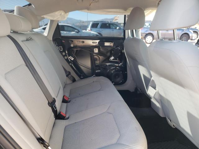 Photo 10 from auction – 2017 VOLKSWAGEN PASSAT S with VIN 1VWAT7A38HC023949