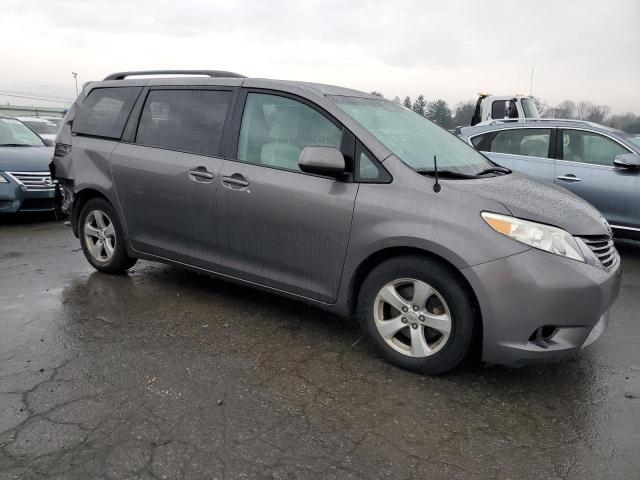 Photo 4 from auction – 2011 TOYOTA SIENNA LE with VIN 5TDKK3DC2BS006665