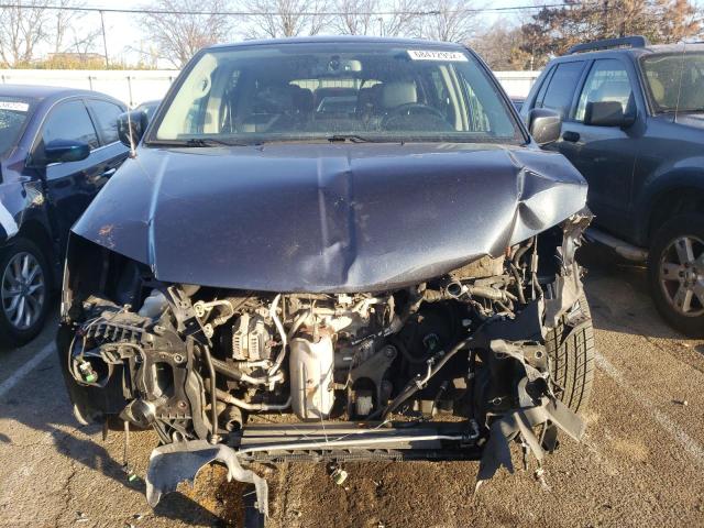 Photo 5 from auction – 2013 CHRYSLER TOWN & COU with VIN 2C4RC1BG5DR694680