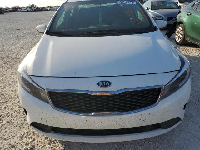 Photo 5 from auction – 2017 KIA FORTE LX with VIN 3KPFK4A77HE070668
