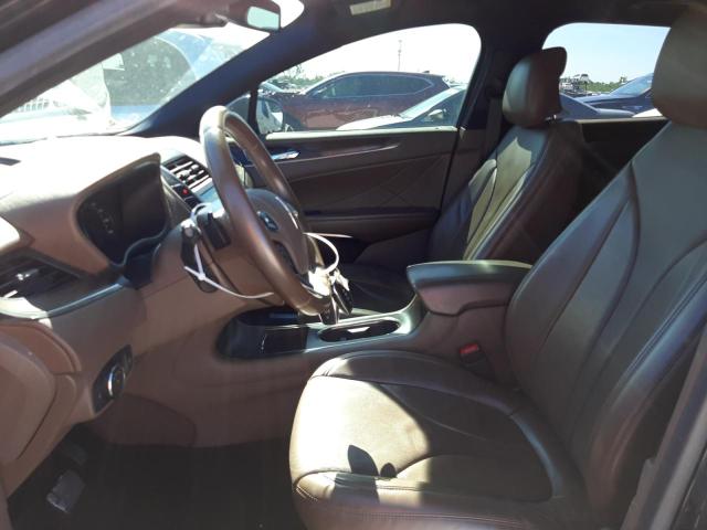 Photo 7 from auction – 2017 LINCOLN MKC RESERV with VIN 5LMCJ3C99HUL07556