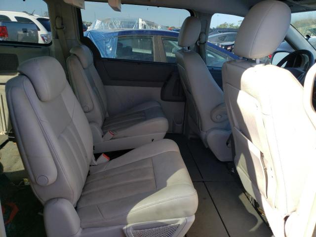 Photo 11 from auction – 2008 CHRYSLER TOWN & COU with VIN 2A8HR54P08R818237