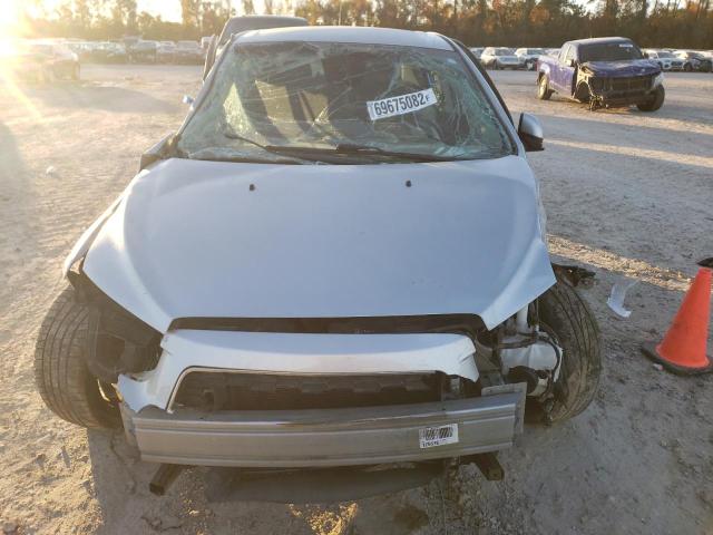 Photo 5 from auction – 2012 CHEVROLET SONIC LT with VIN 1G1JC5SH4C4223823