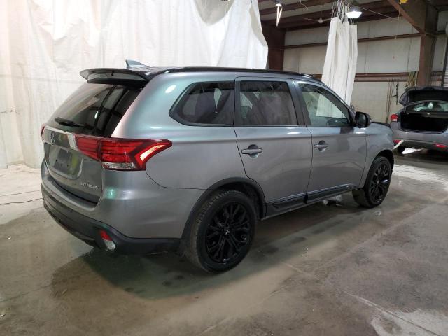 Photo 3 from auction – 2018 MITSUBISHI OUTLANDER with VIN JA4AD3A30JZ069538