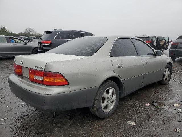 Photo 3 from auction – 1999 LEXUS ES 300 with VIN JT8BF28G3X5063920