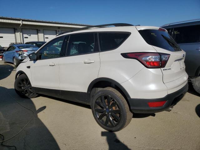 Photo 2 from auction – 2017 FORD ESCAPE SE with VIN 1FMCU0GD7HUC46571